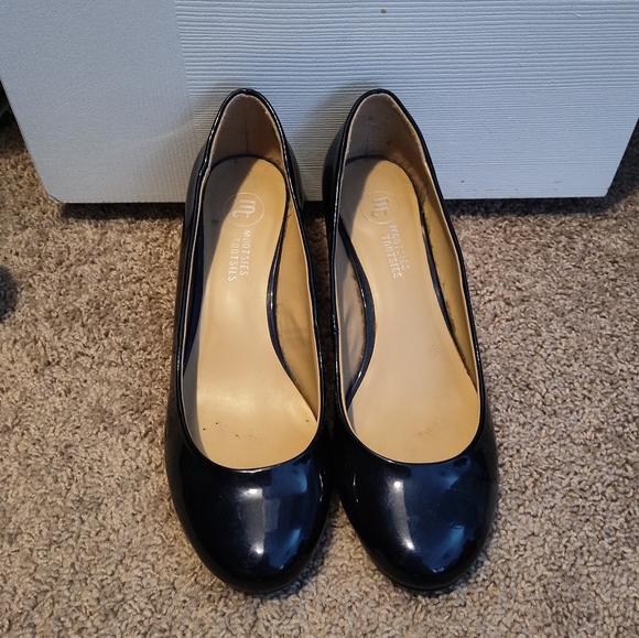 Navy blue Mootsie Tootsie 1 inch heels size 9M - Picture 3 of 6
